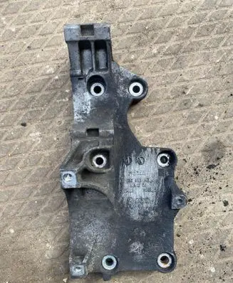 Audi A3 S3 8P Generator/alternator bracket 03G903143A