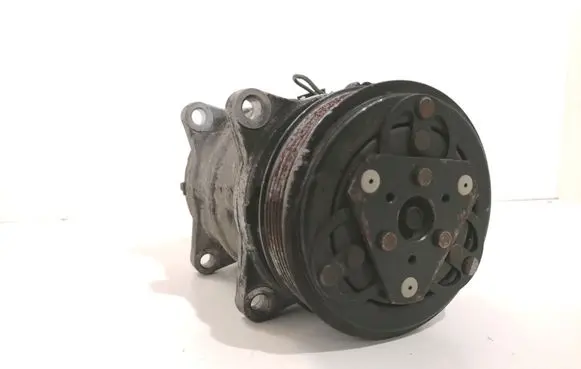 Volvo 850 Air conditioning (A/C) compressor (pump) 3545088 8708581