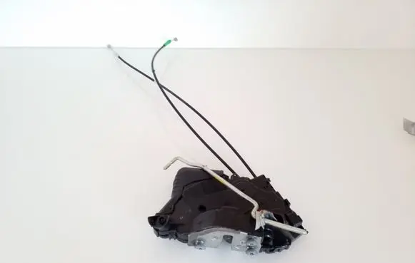 Toyota Prius (XW20) Front door lock
