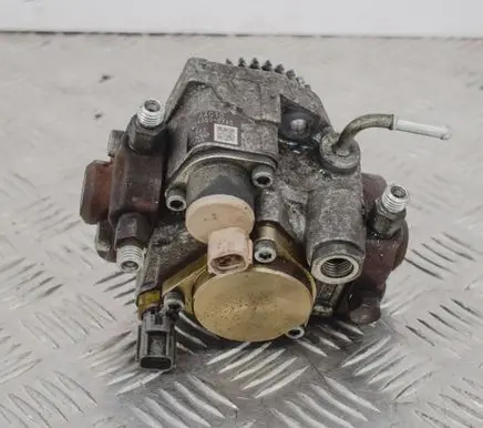 Subaru Legacy Fuel injection high pressure pump 2940000760