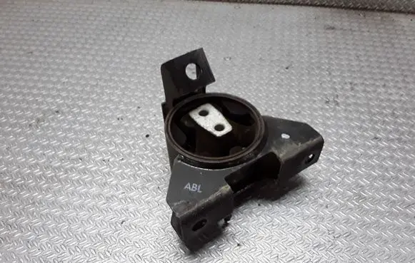 KIA Picanto Engine mount bracket