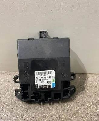 Mercedes-Benz R W251 Door control unit/module A1648207726 05072205