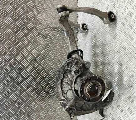 Front wheel hub