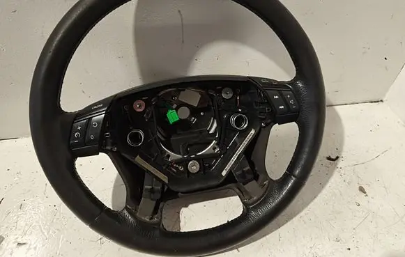 Volvo XC90 Steering wheel 30643079 03042003