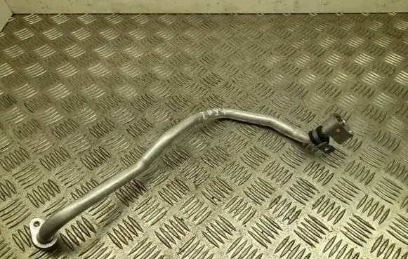 Air conditioning (A/C) pipe/hose