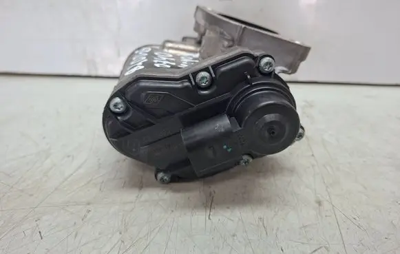 Renault Megane III EGR valve S27647103 8200630740