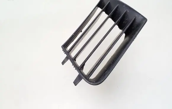 Seat Ibiza III (6L) Front bumper lower grill 6L0853677