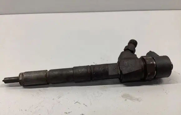 Opel Zafira B Fuel injector 0445110243