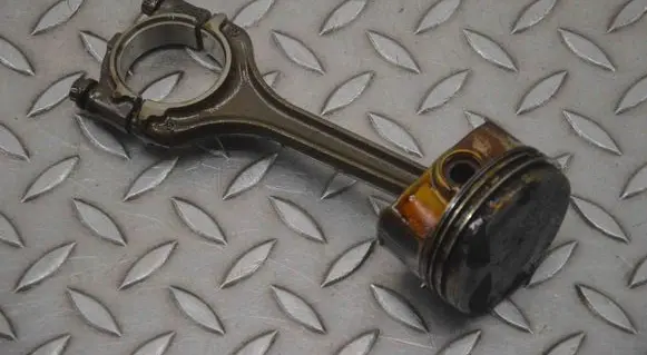 Piston