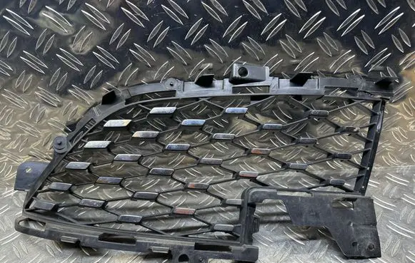 Renault Zoe Front bumper lower grill 622540261R