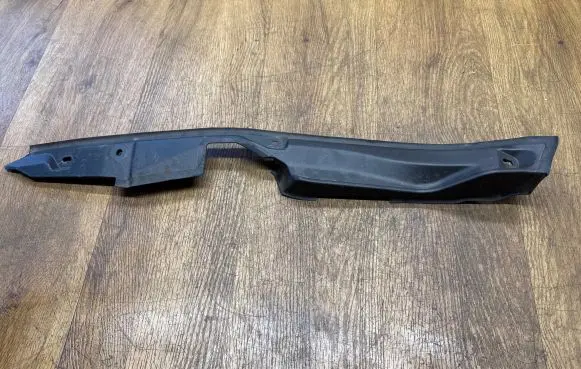 BMW 1 F40 Engine compartment rubber 7450920