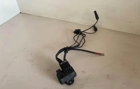 BMW X1 E84 Glow plug pre-heat relay 857008702 150701 13021045