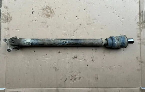Mitsubishi Pajero Front prop shaft MR518285