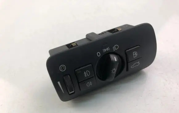 Volvo XC60 Light switch 30739414