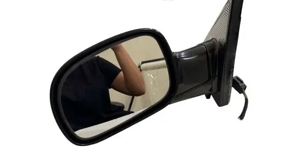 Chrysler Voyager Front door electric wing mirror 713935
