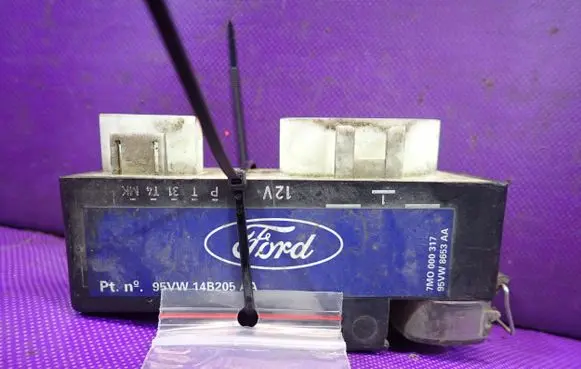 Ford Galaxy Fan control module 95VW14B205AA