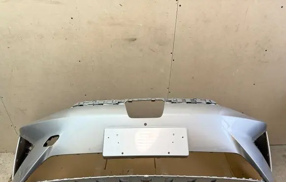 MG MG5 ev Front bumper 10859360
