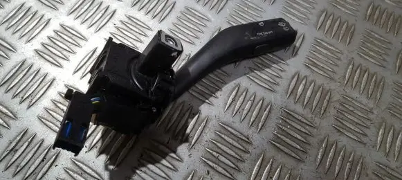Volkswagen Golf V Wiper control stalk 1k0953519a anp80h024a