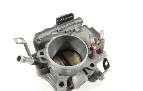 Honda Civic Throttle valve 16400-RSP-G01