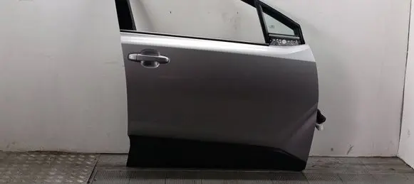 Toyota C-HR I Front door