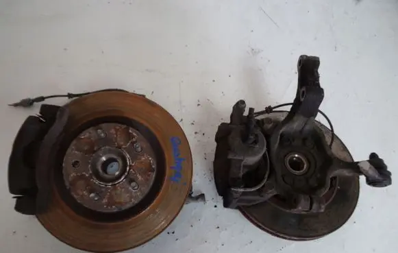 Nissan Qashqai Front wheel hub