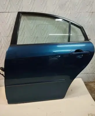 Mazda 6 Rear door