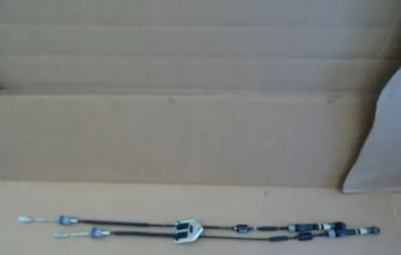Hyundai Kona I Gear shift cable linkage J93000F18