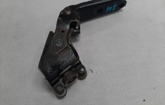 Volkswagen Transporter - Caravelle T5 Sliding door upper top rail 7H0843336D