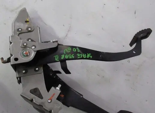 Mitsubishi Space Star Pedal assembly 