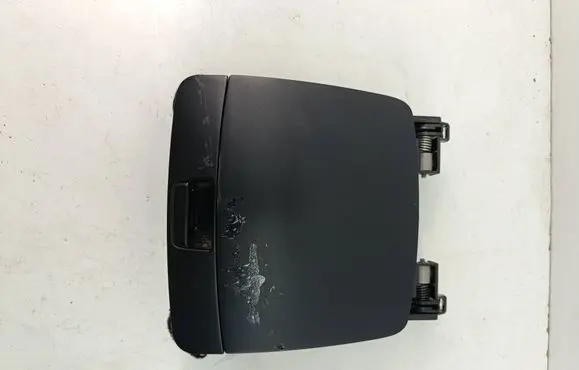 Hyundai i30 Glove box 847702L000