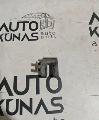 Lexus IS 220D-250-350 Front parking sensor holder (PDC) 8934844010
