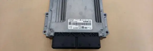 Land Rover Evoque I Engine control unit/module GX7312C520FAF DZL70 0281032607