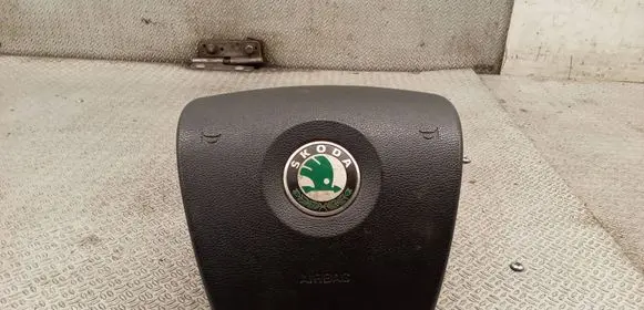 Skoda Fabia Mk2 (5J) Steering wheel airbag 5J0880201D