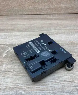 Mercedes-Benz E W211 Door control unit/module 2118201526 USED