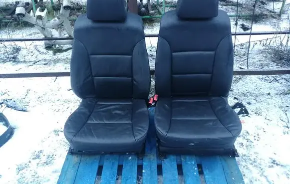 Seat set