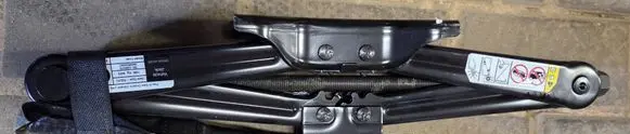 Jeep Grand Cherokee WL Lift Jack