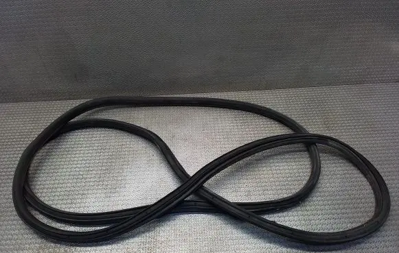 Ford Transit Custom Sliding door rubber seal 