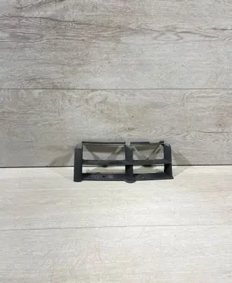 BMW 5 E39 Front bumper lower grill 8235673