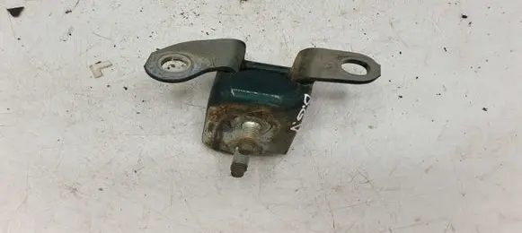 Toyota Avensis T220 Rear door upper hinge NOCODE