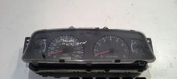 Mitsubishi Montero Speedometer (instrument cluster) mr356506