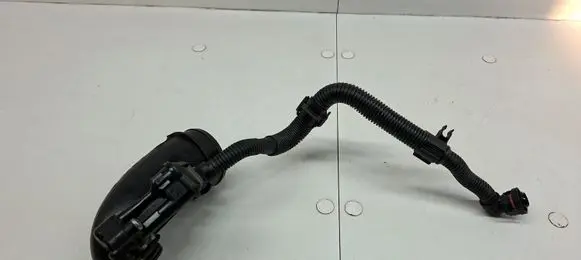 Audi Q5 SQ5 Turbo air intake inlet pipe/hose 06N129506A