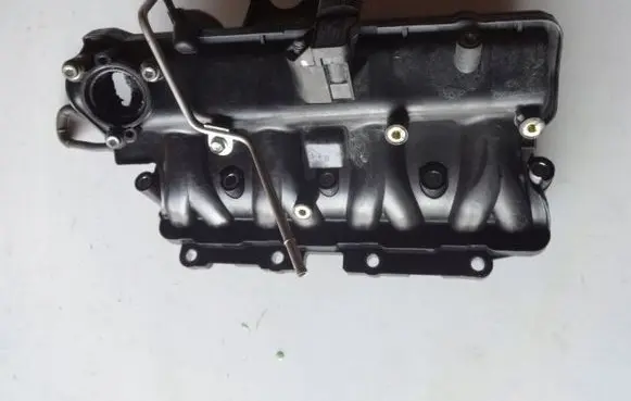 Suzuki Swift II Intake manifold