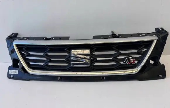 Seat Leon (5F) Front grill 5F0853654J