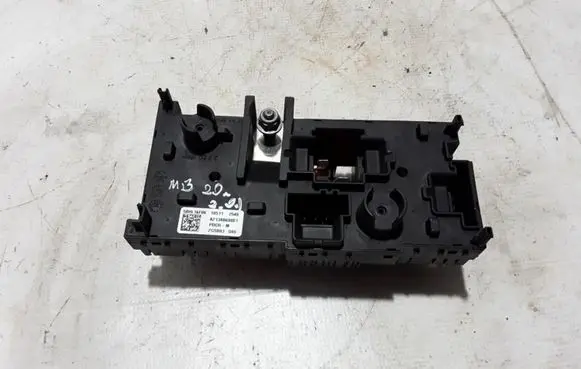 Mercedes-Benz E W213 Fuse module A2139068801