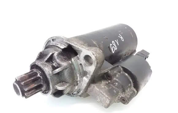 Volkswagen Golf IV Starter motor 0001125018