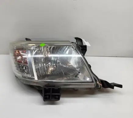 Toyota Hilux (AN10, AN20, AN30) Headlight/headlamp 811100K080