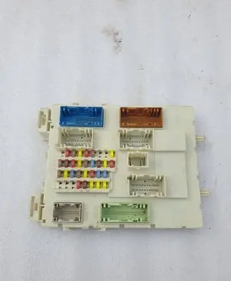 Ford Focus Fuse box set BV6N14A073FU AV6T9A340AAA DM5T14014AJ