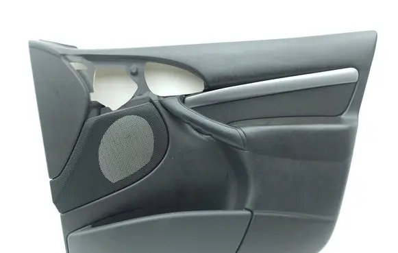 Ford Focus Front door card panel trim