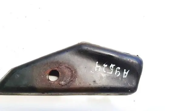 Lexus IS 220D-250-350 Engine mounting bracket