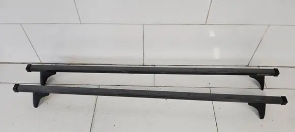 Nissan Pathfinder R51 Roof bar rail 26R033015
